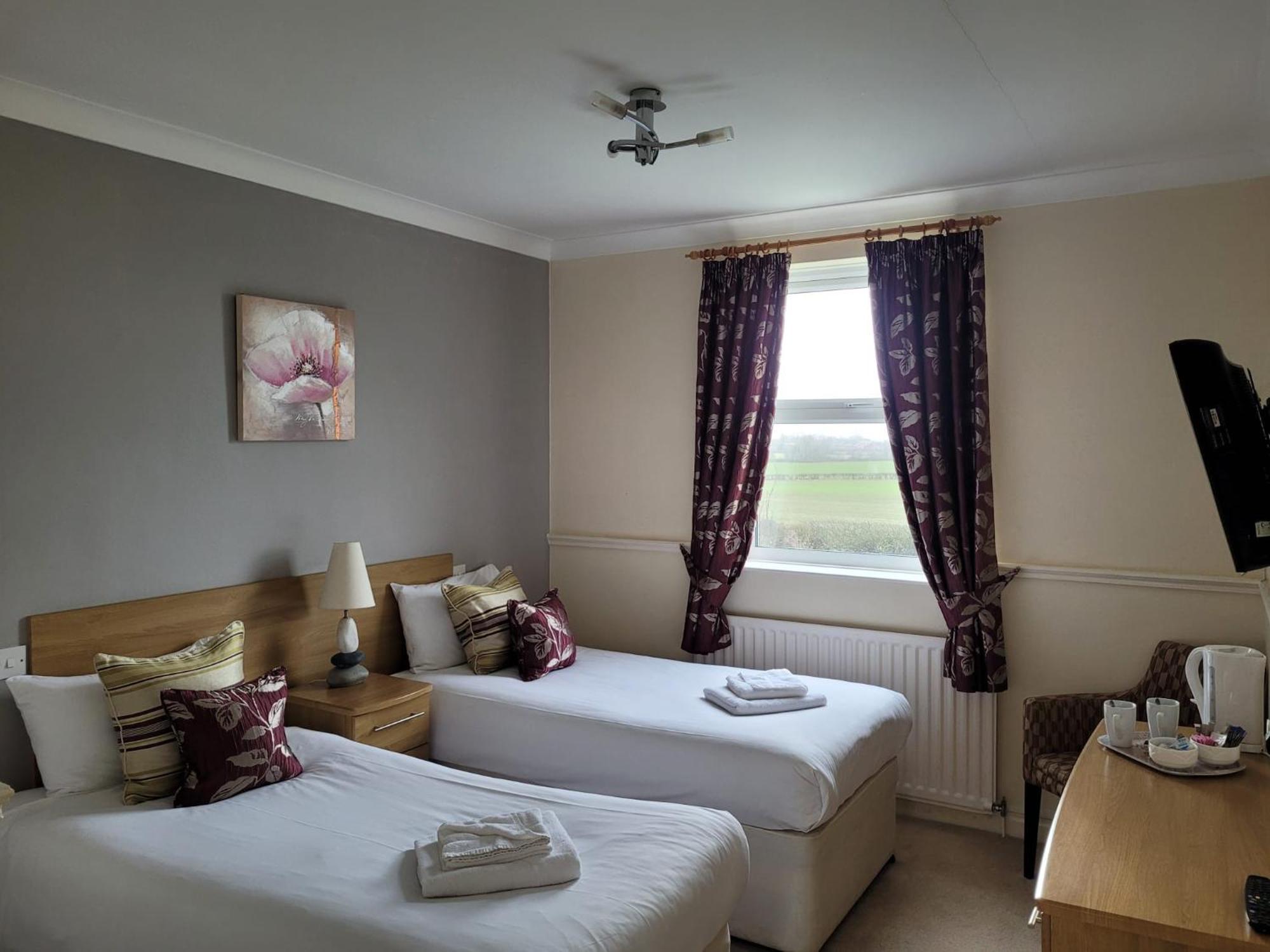 The White Horse Lodge Hotel Thirsk Kültér fotó