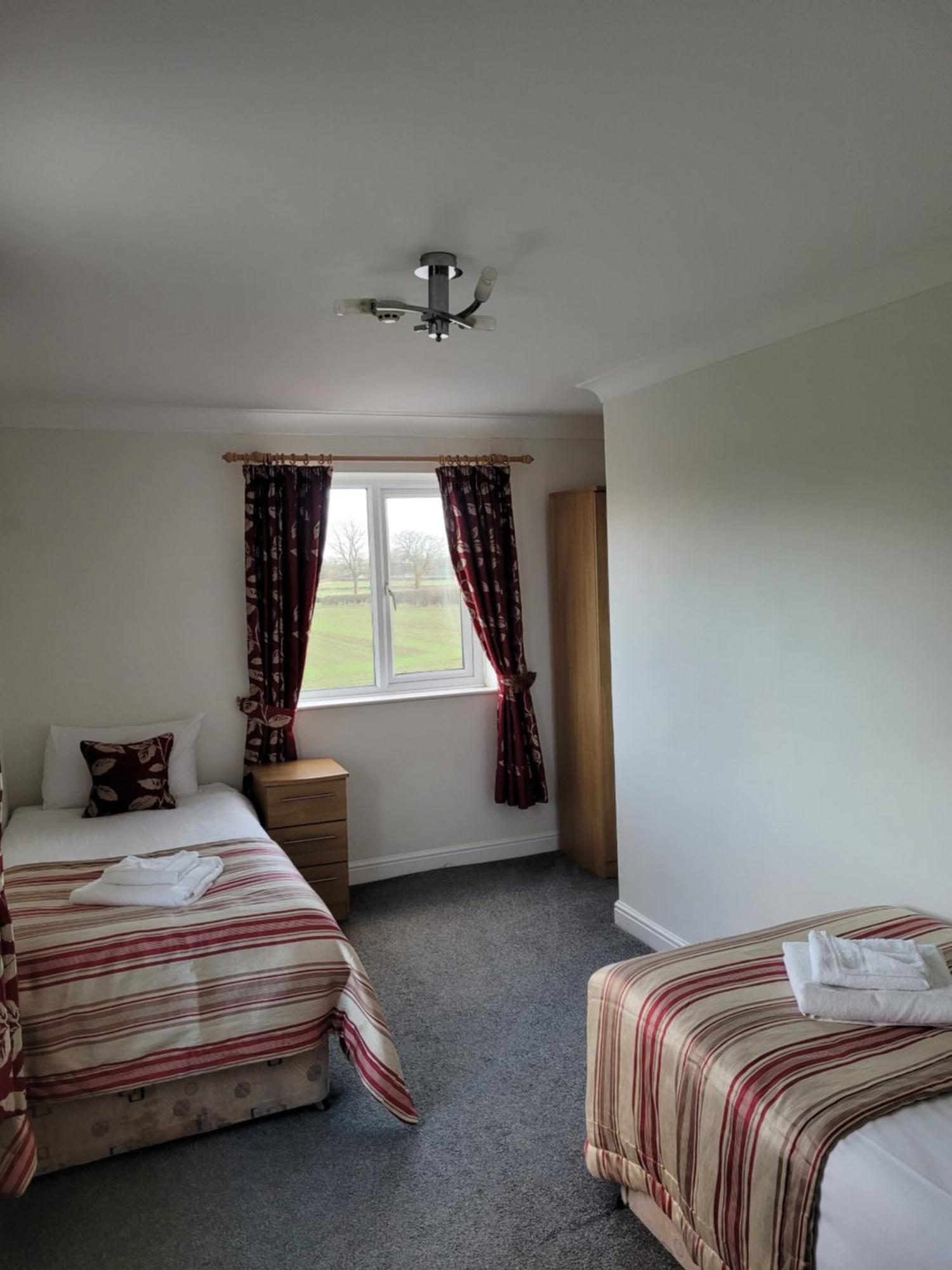 The White Horse Lodge Hotel Thirsk Kültér fotó
